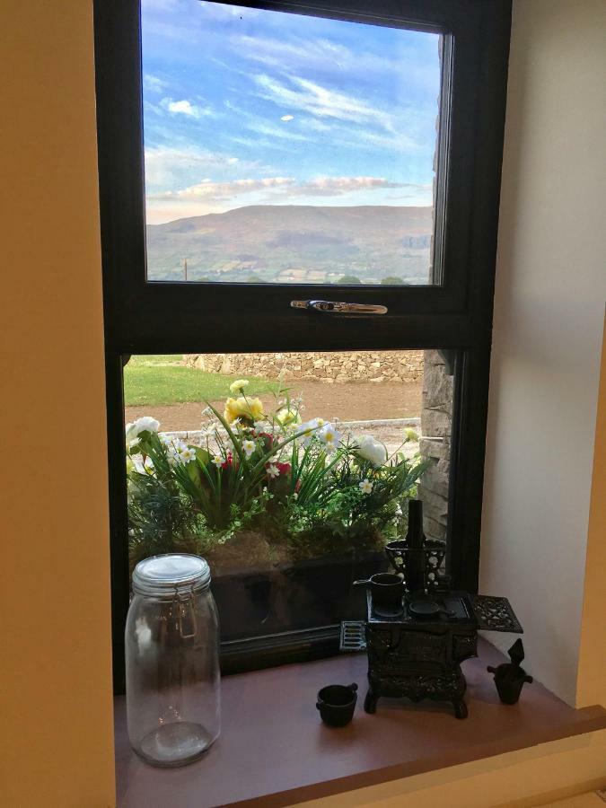 Bluebell Lane Glamping Hotell Newry Exteriör bild