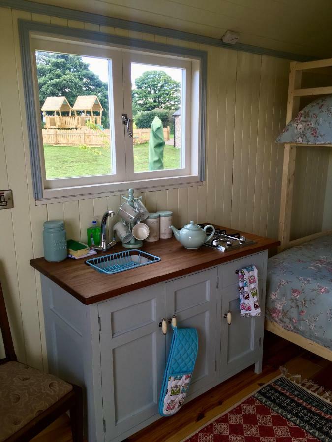 Bluebell Lane Glamping Hotell Newry Exteriör bild