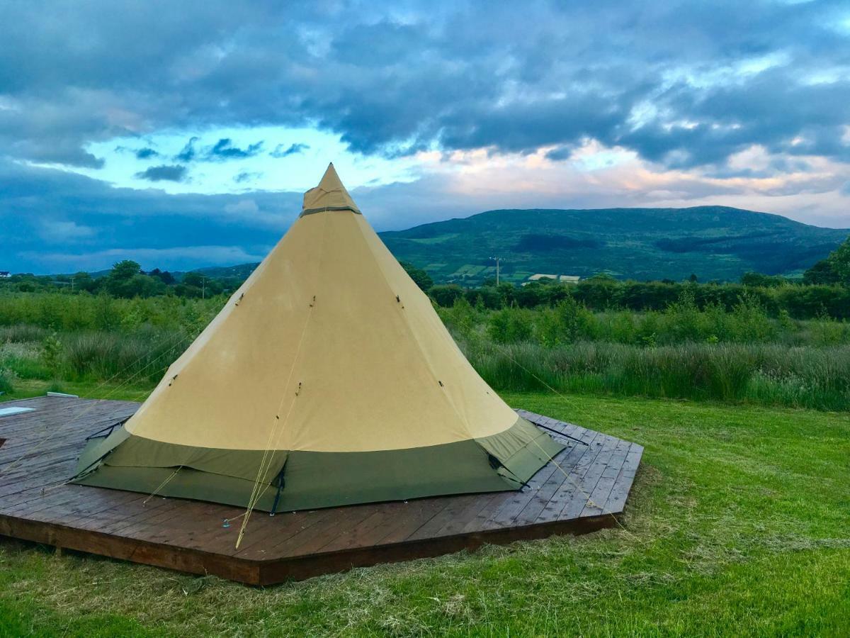 Bluebell Lane Glamping Hotell Newry Exteriör bild