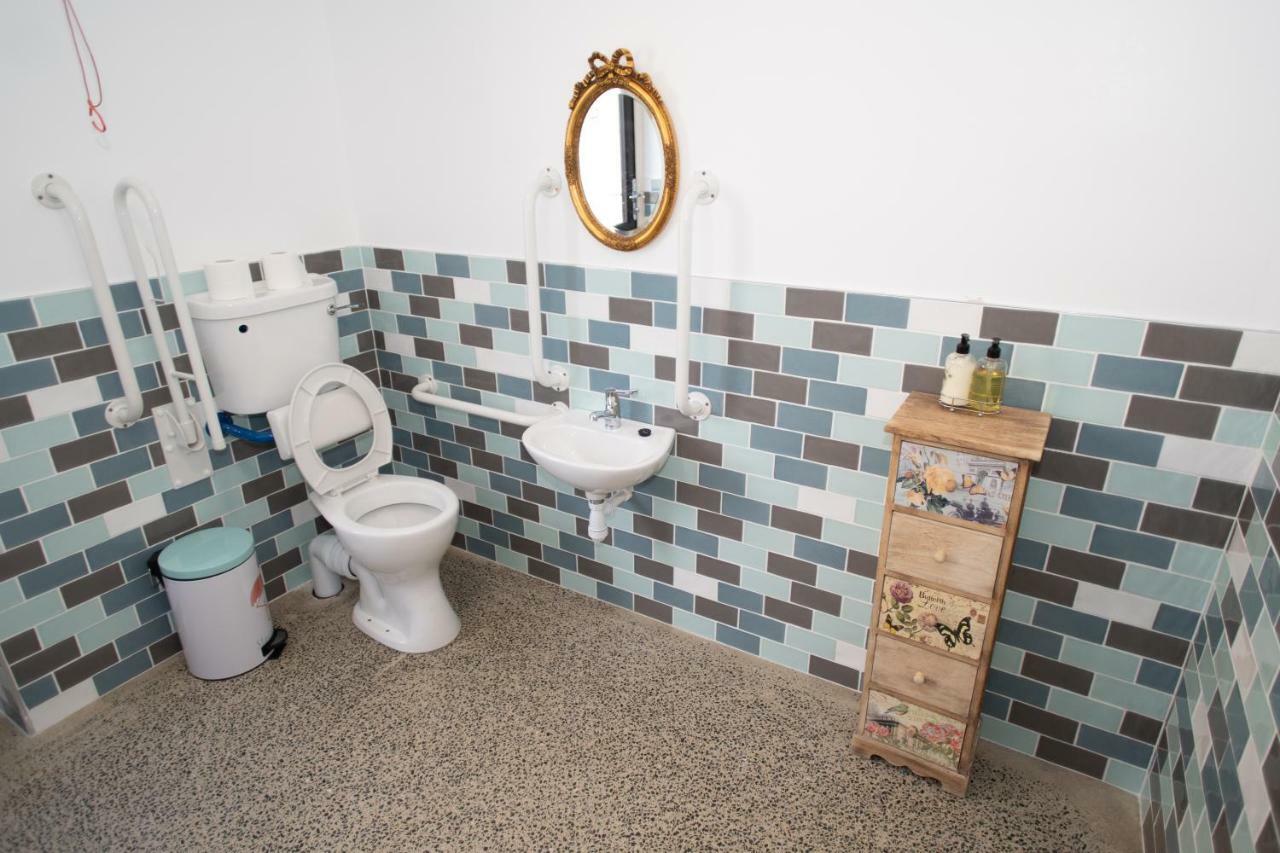 Bluebell Lane Glamping Hotell Newry Exteriör bild